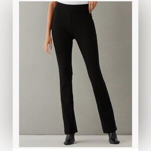 NWT Petite Bootcut Pull-On Pant